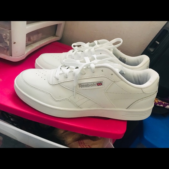 Shoes - Picture 2 of 4